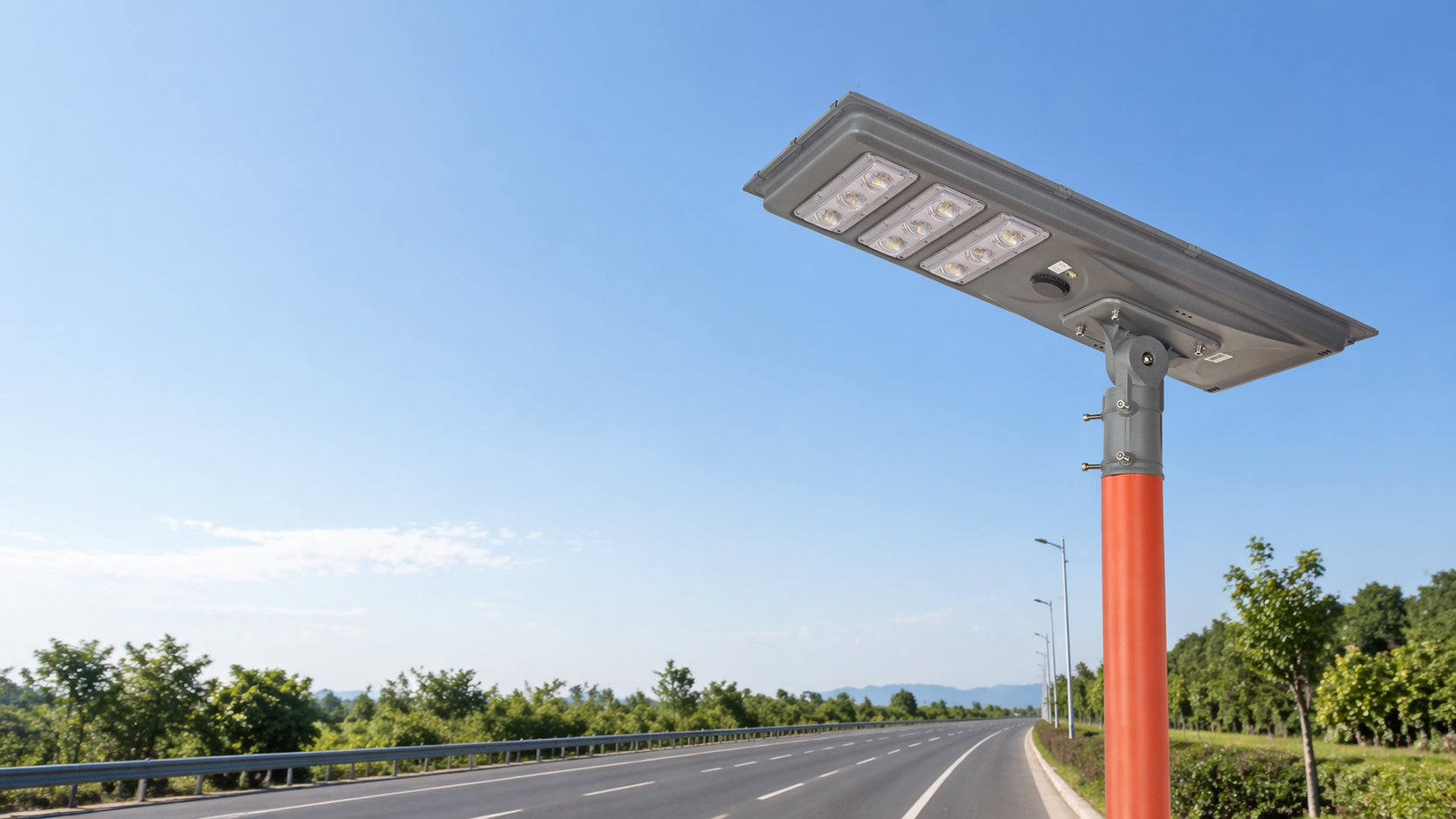 Solar street light for roads and streets